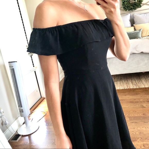 Lucy Paris LBD off the shoulder ruffle dress - Picture 2 of 5